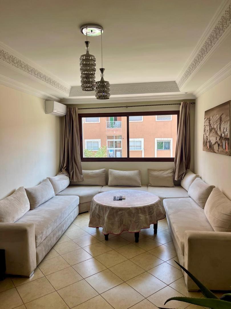 Superbe Appartement A Marrakech Quartier Majorelle 2 Chambres มาร์ราเกช ภายนอก รูปภาพ